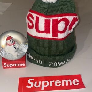 NEW* w/ tag - Supreme Olive and White Knit Beanie and sticker HOLIDAY SNOW
